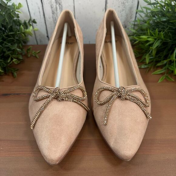 Avenue Women's Flat Zoey Point Toe Shoes Size 9 Wide - Picture 4 of 9